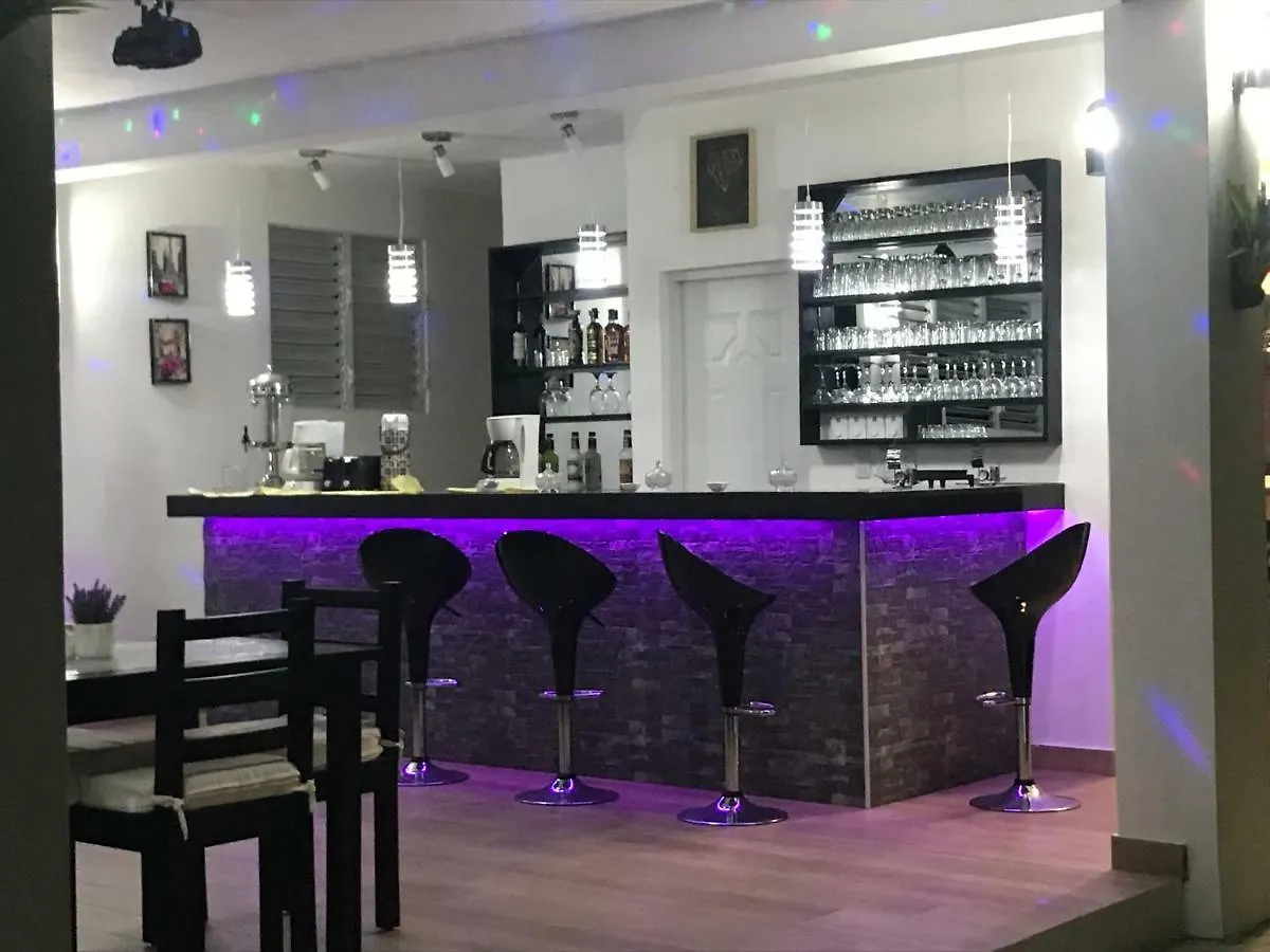 ***  Diamond Hotel كاباريتي جمهورية الدومينيكان